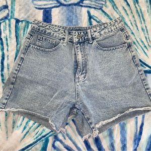 SHEIN Light-wash Boyfriend Shorts